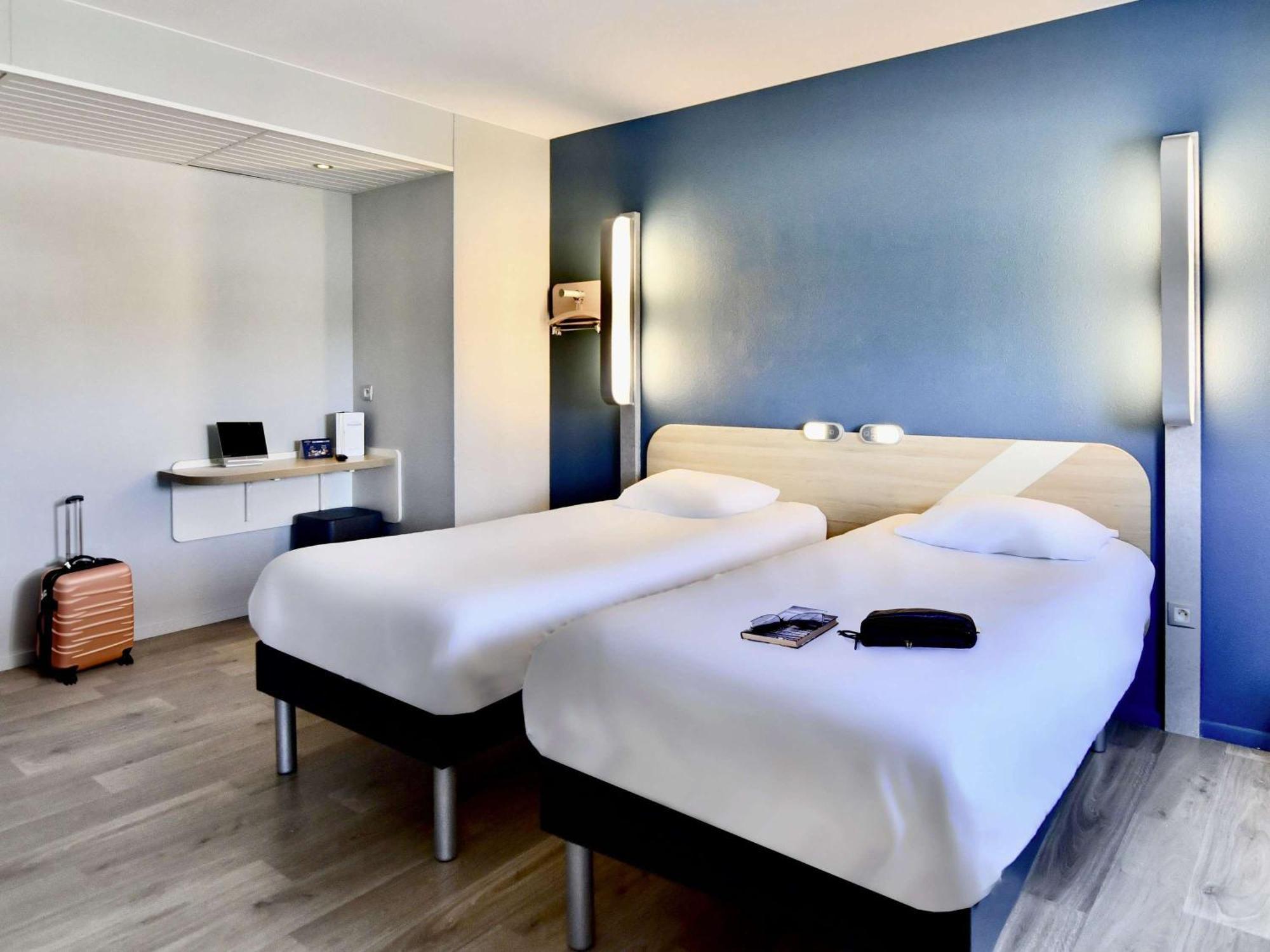 Ibis Budget Nantes Reze Aeroport Exterior photo
